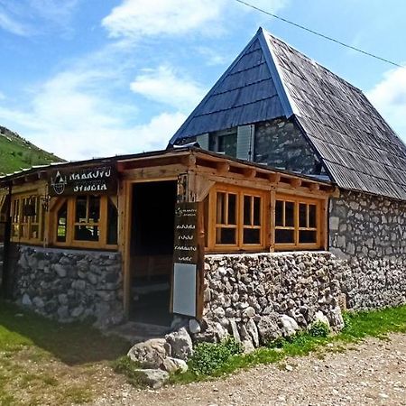 Na Krovu Svijeta Lukomir Exterior foto