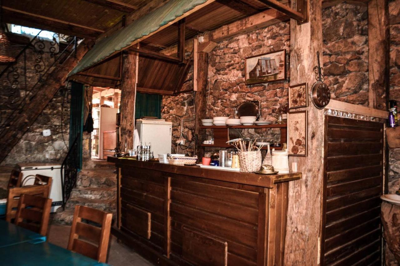 Na Krovu Svijeta Lukomir Exterior foto