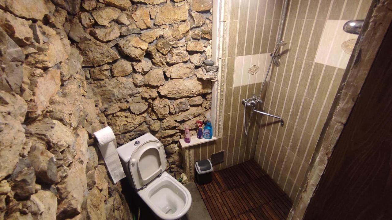 Na Krovu Svijeta Lukomir Exterior foto